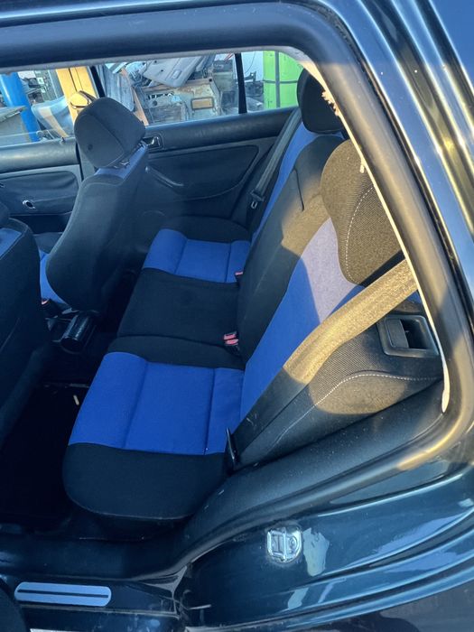 Golf 4 1.4  НА ЧАСТИ