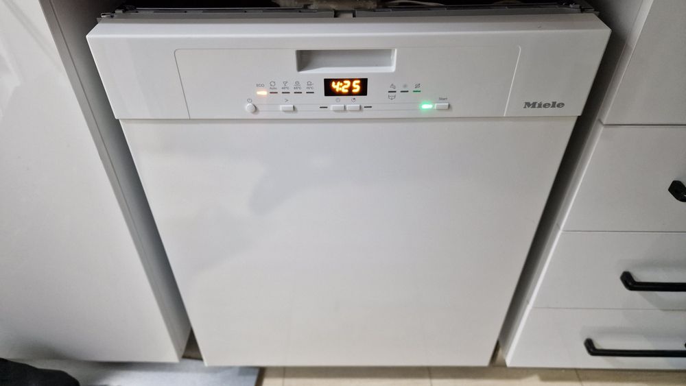 Masina de spalat vase miele