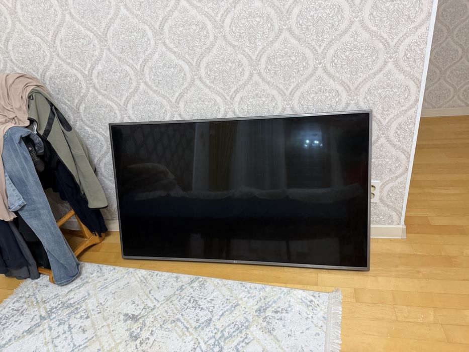 Телевизор LG. В хорошем состоянии