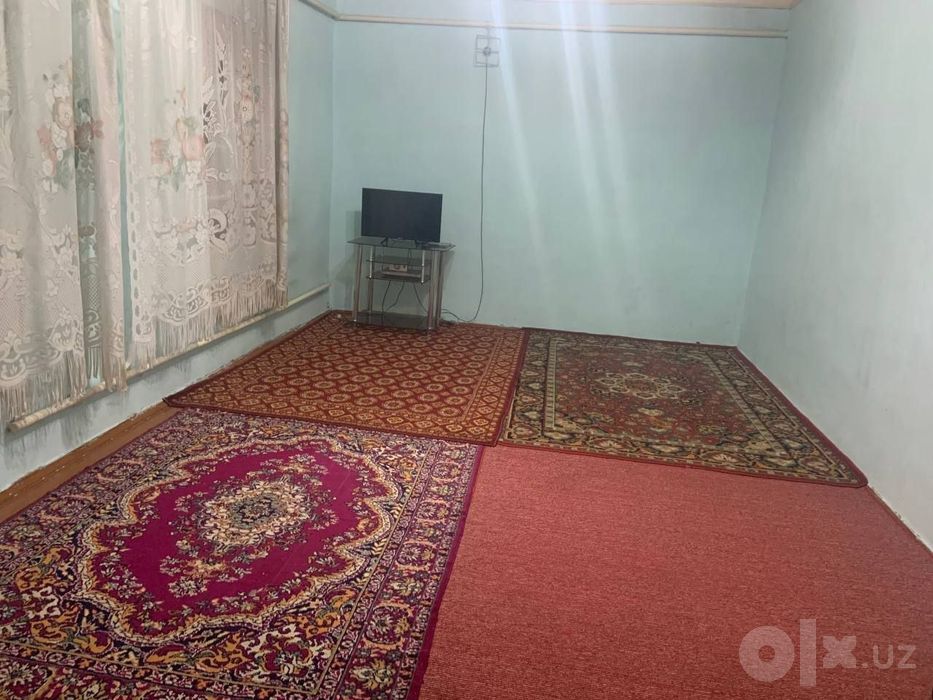 Ховли сотилади срочно