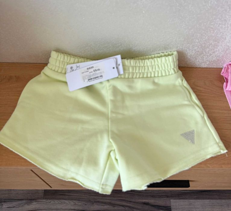 детски къси панталонки  Guess