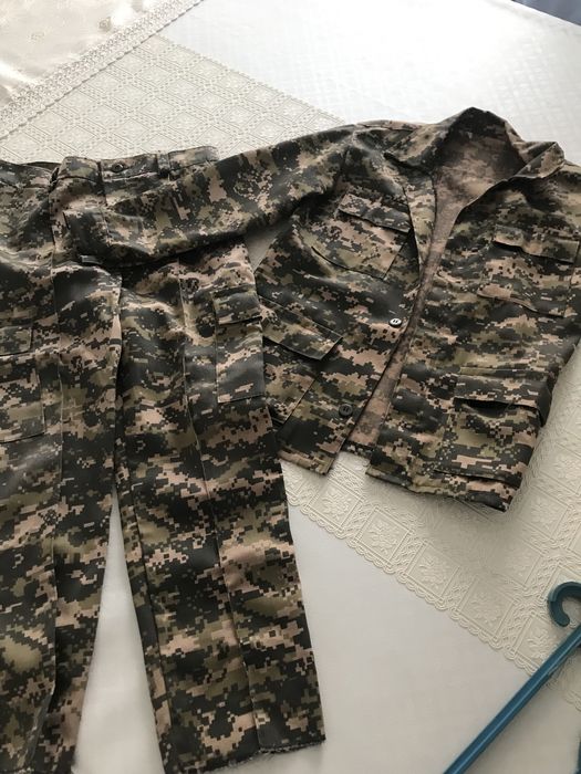 Продам форму военную для мальчиков