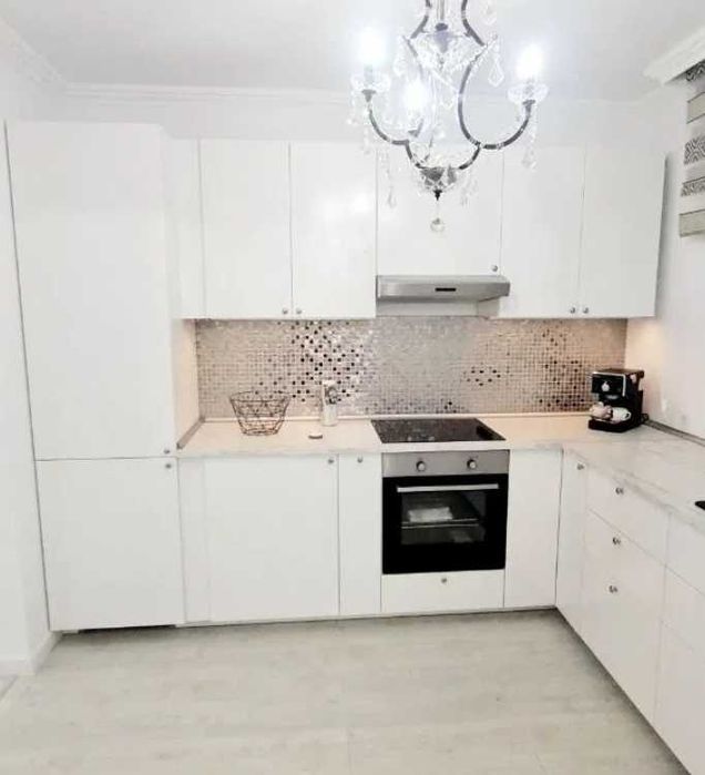 Дава се под наем Тристаен апартамент в Пловдив, Каменица 1 - 90 кв.м за 331.5 € - Снимка #3