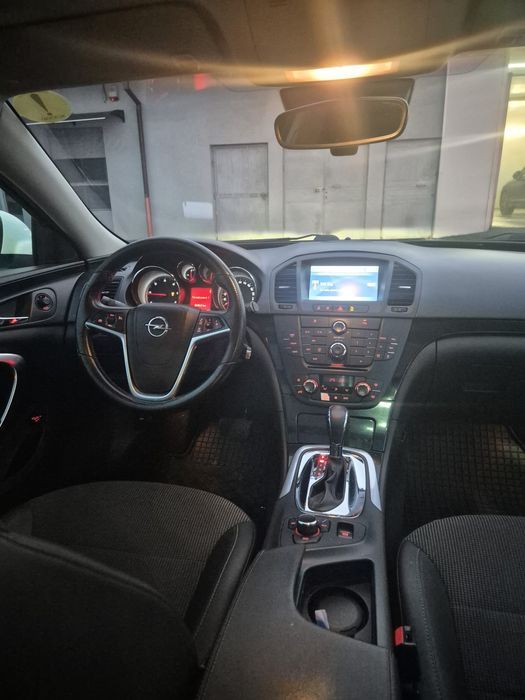 Vand Opel Insignia Sport Tourer SW automat
