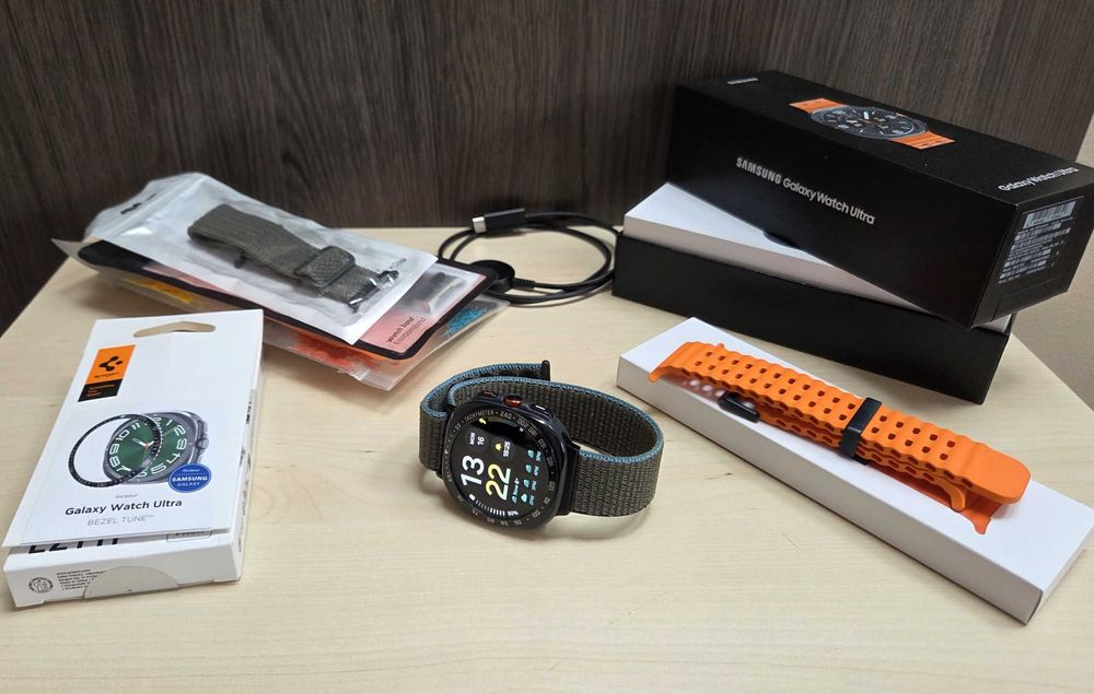 Smartwatch Samsung Galaxy Watch Ultra 47mm LTE Grey + Accesorii