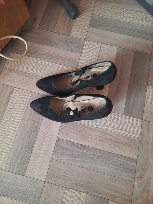 Туфли       замшевые