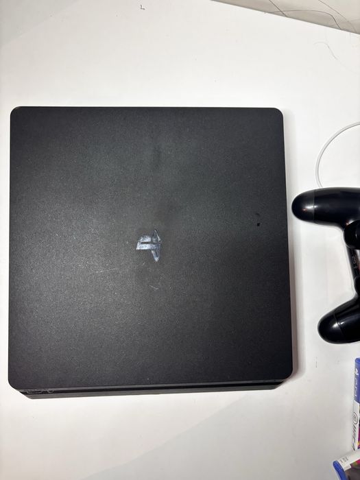 Sony PlayStation 4