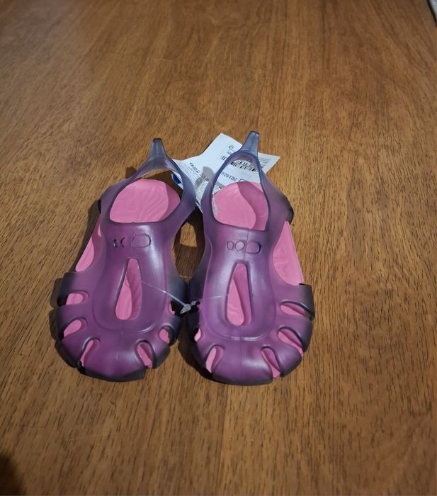 Sandale piscina nr. 23 noi