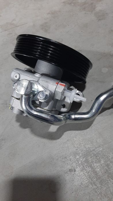 ГУР насос Mazda MPV двс AJ/GY