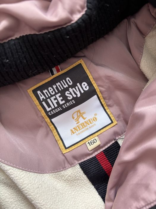 Продам пуховик на девочку