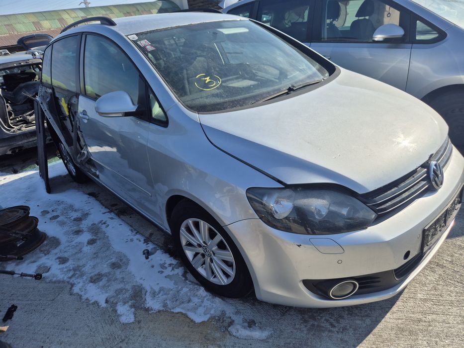 Dezmembram Golf 6 Plus 2010 1.2tsi CBZ Cutie Automata