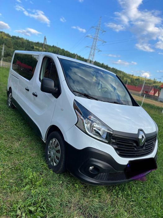 Renault Trafic 8+1