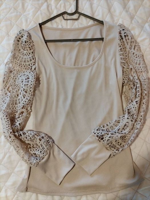 Ефектна блуза с дантела,цвят каки, размер L
