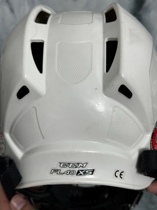 Продам хоккейную форму