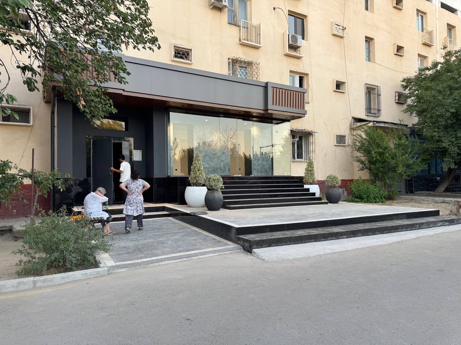 Аренда под:Аптека,Офис,Стаматалогия и т.д. Ор:Самара ресторан 72кв.м