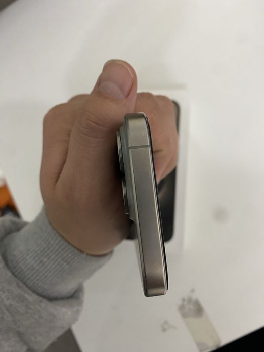 Iphone 15 Pro Natural Titanium