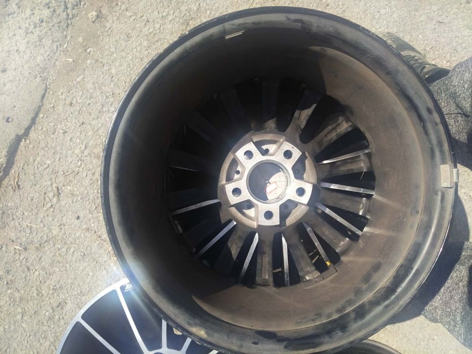 Джанти за Mercedes AMG 16” AMG 
7.5x16 5/112 ET 45 66.6 Черен мат с по
