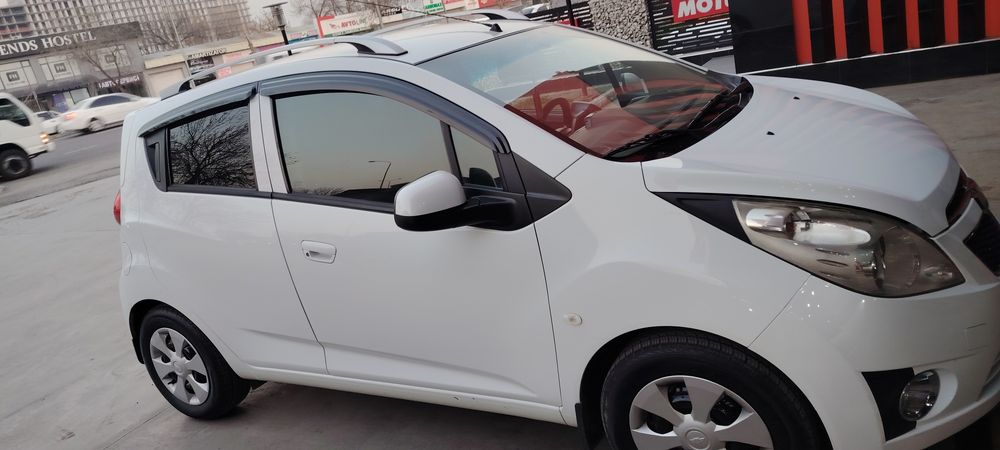 Продаётся автомобиль шевролет спарк 2015г .позиция-3