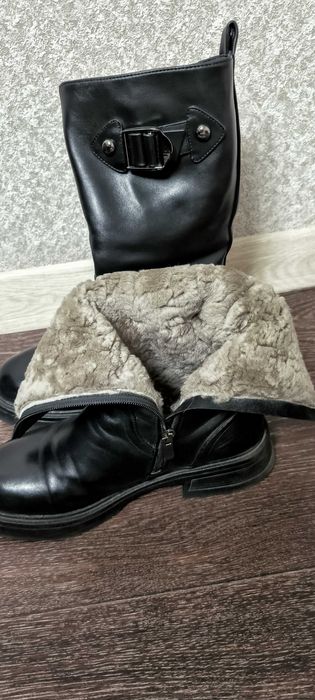 Продам зимние сапоги