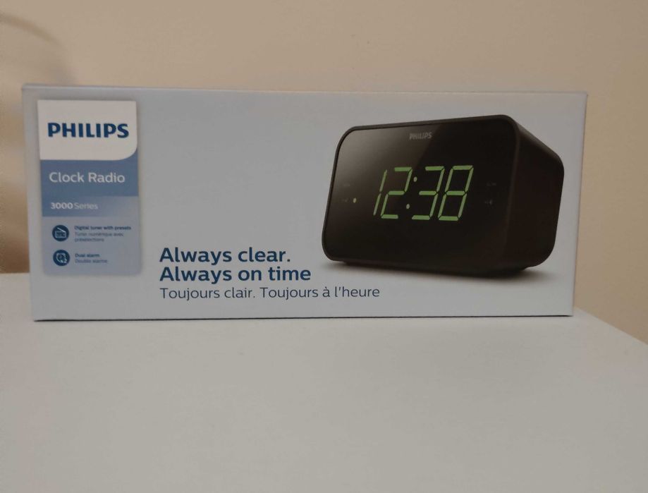 Радио с часовник Philips TAR 3306/12 FM Display, Черен