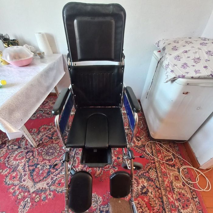 Инвалидная коляска