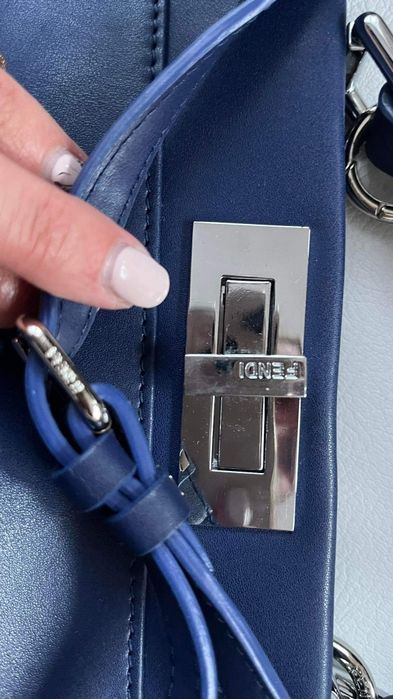 Fendi  Peekaboo Monster оригинална