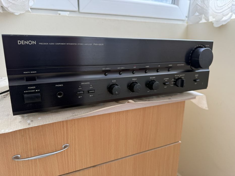 Denon PMA-680r Стерео усилвател