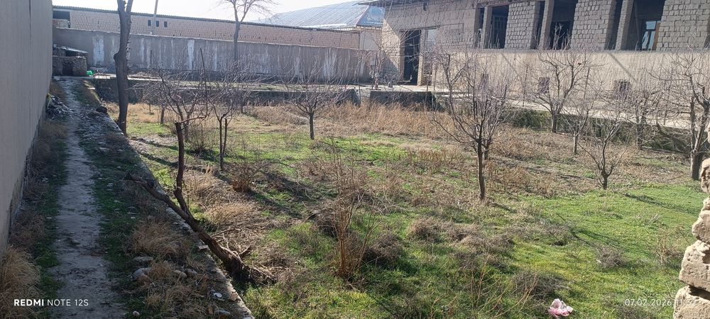 Жума Янгиобод МФИда 14 сотих Уй сотилади