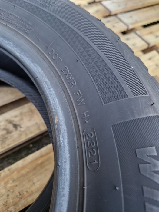 2anvelope iarna 175 70 14 Hankook 2021