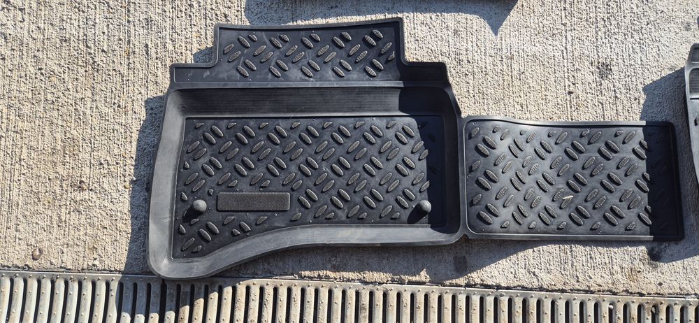 Set covorase presuri cauciuc vw touareg 7L mocheta diamant dedicate 7P