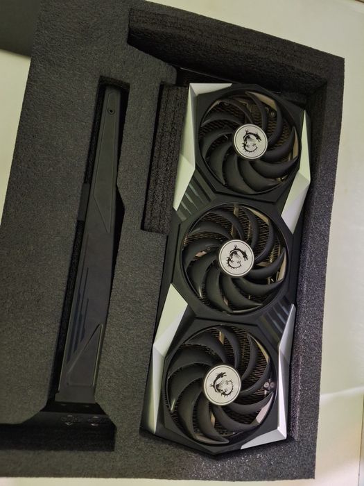 AMD Radeon RX 6800 XT