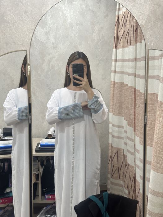 Тройка: абайя с ремешком, платье, платок