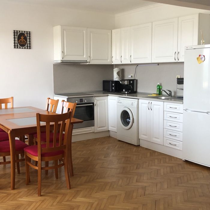 Къща за гости в Созопол до плажа на Каваците