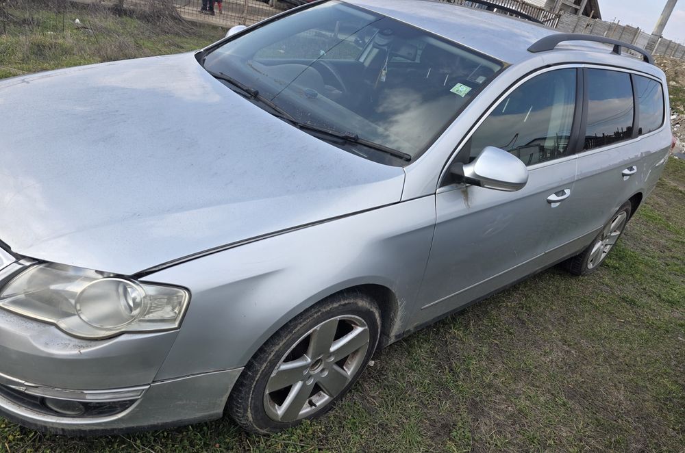 Dezmembrez vw Passat b6 2.0 tdi BMR