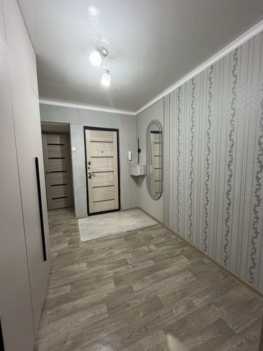 Продается 3 х  комнатная квартира