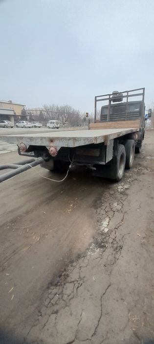 Kamaz pritsep sotladi