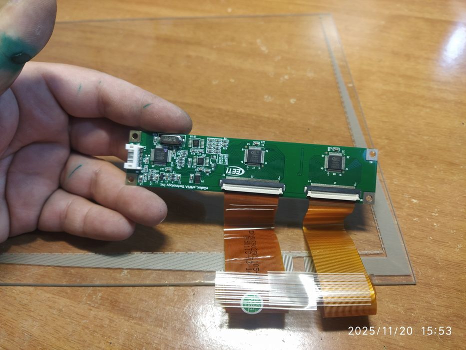 Сенсорное стекло 17