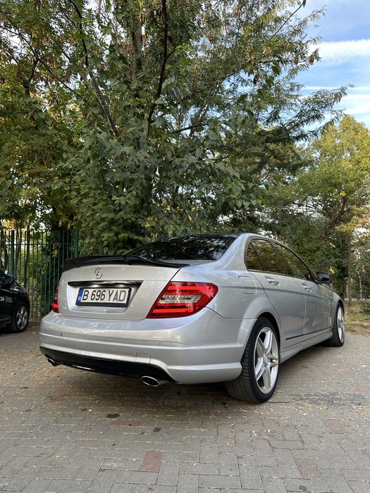 Mercedes C Class W204 170cai 2.2Diesel Pachet AMG Impecabil