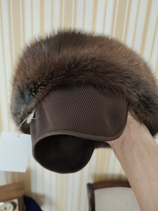 Продам меховую шапку р.58
