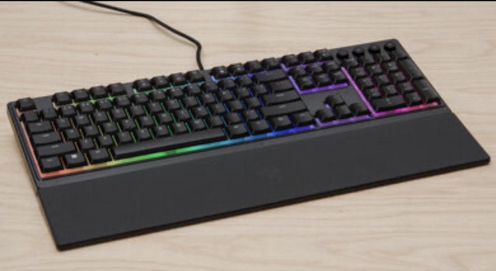 Razor ornata v3m gaming keyboard