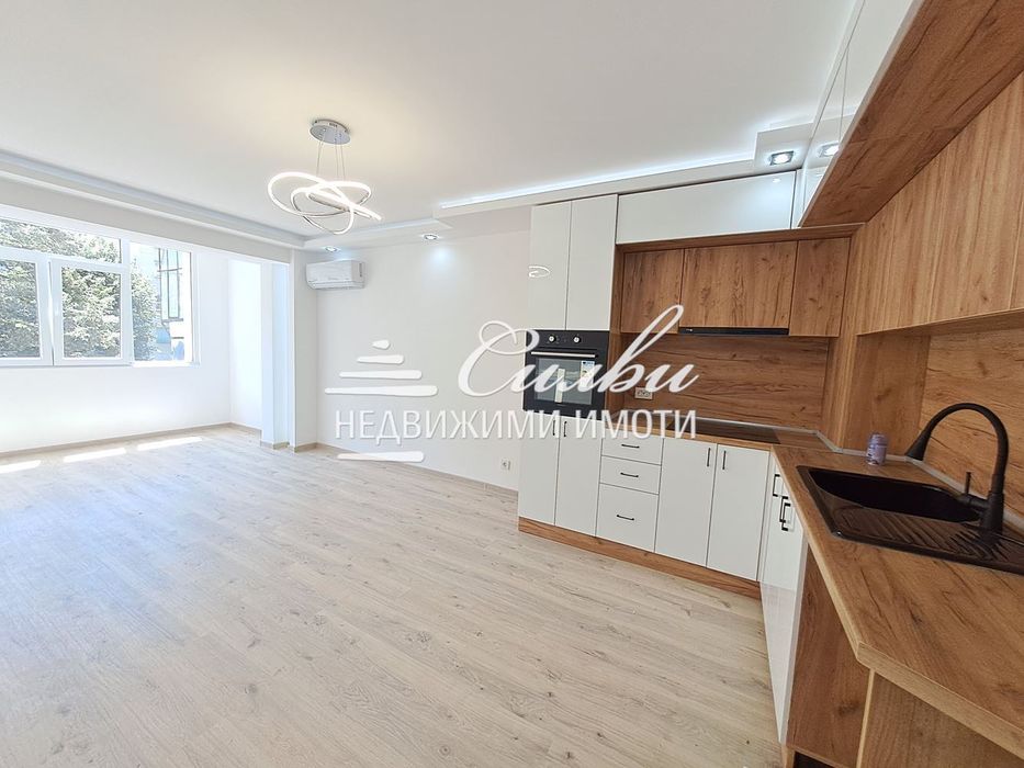 Продава се Тристаен апартамент в Шумен, Тракия - 60 кв.м за 1607 €/кв.м - Снимка #1