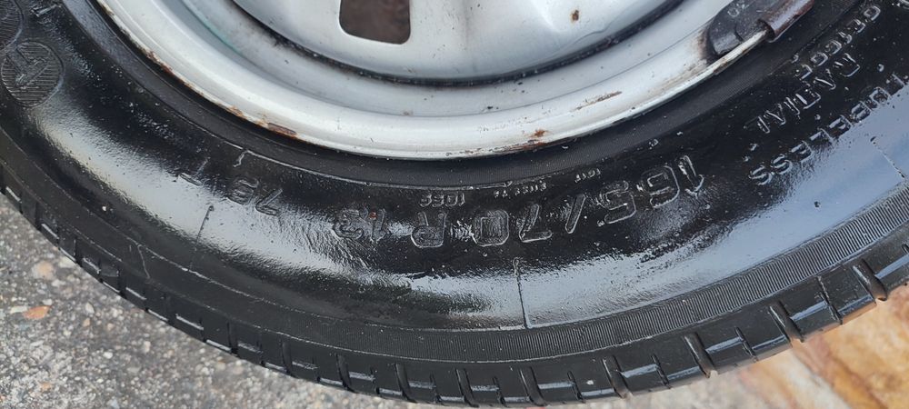 Rezervă Audi și jantă remorcuță