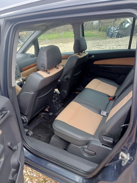 Опел Зафира 1.9 120к 2006г