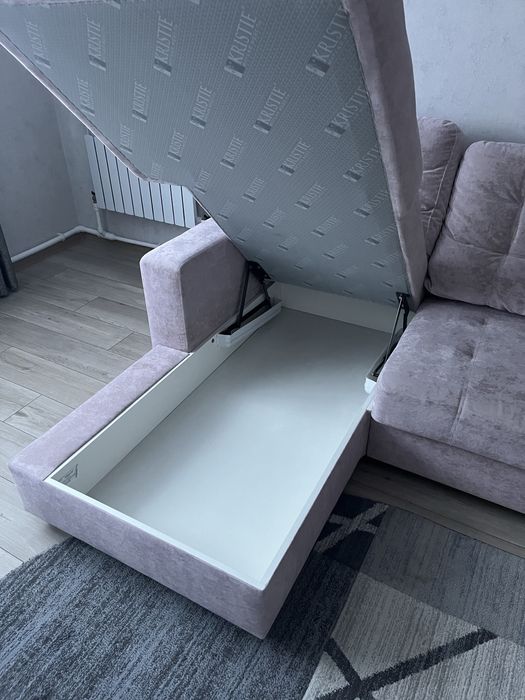 Продам диван  в отличном состоянии