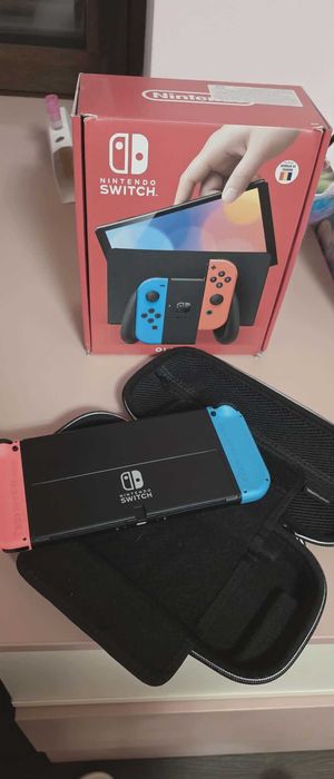 Consola NINTENDO Switch OLED (Joy-Con Neon Red/Neon Blue)