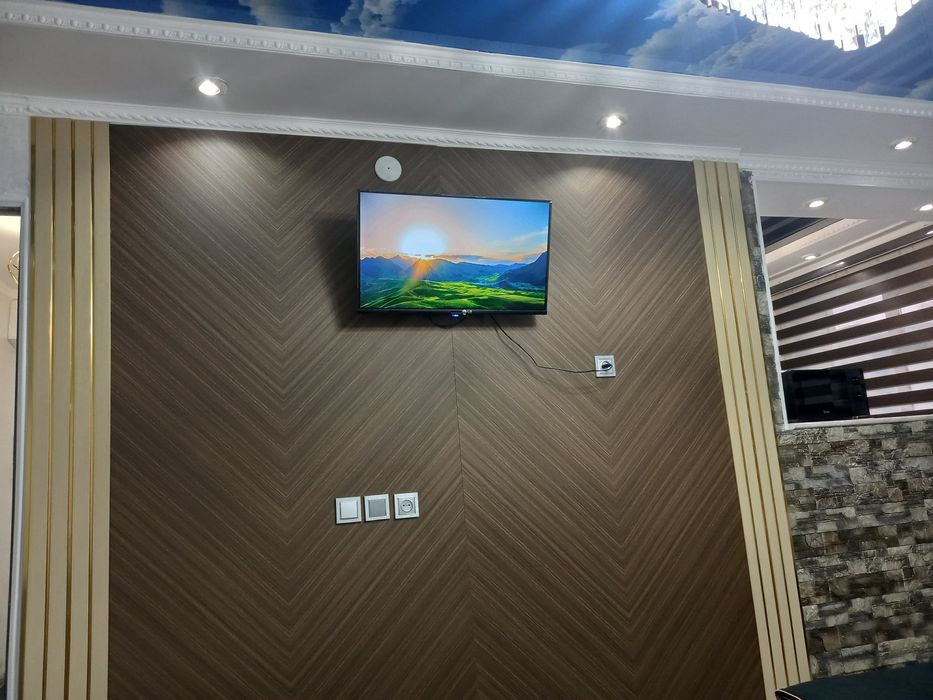 ВИП  2часа 6000, ночь 12000 , универсам