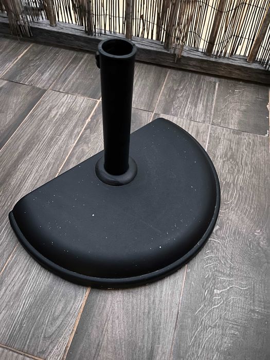 Стойка за чадър полуокръжност