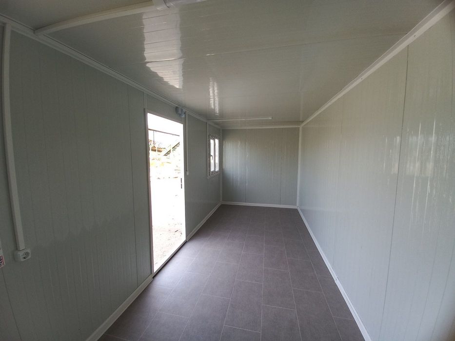 Фургони,контейнери за живеене,офиси,санитарни