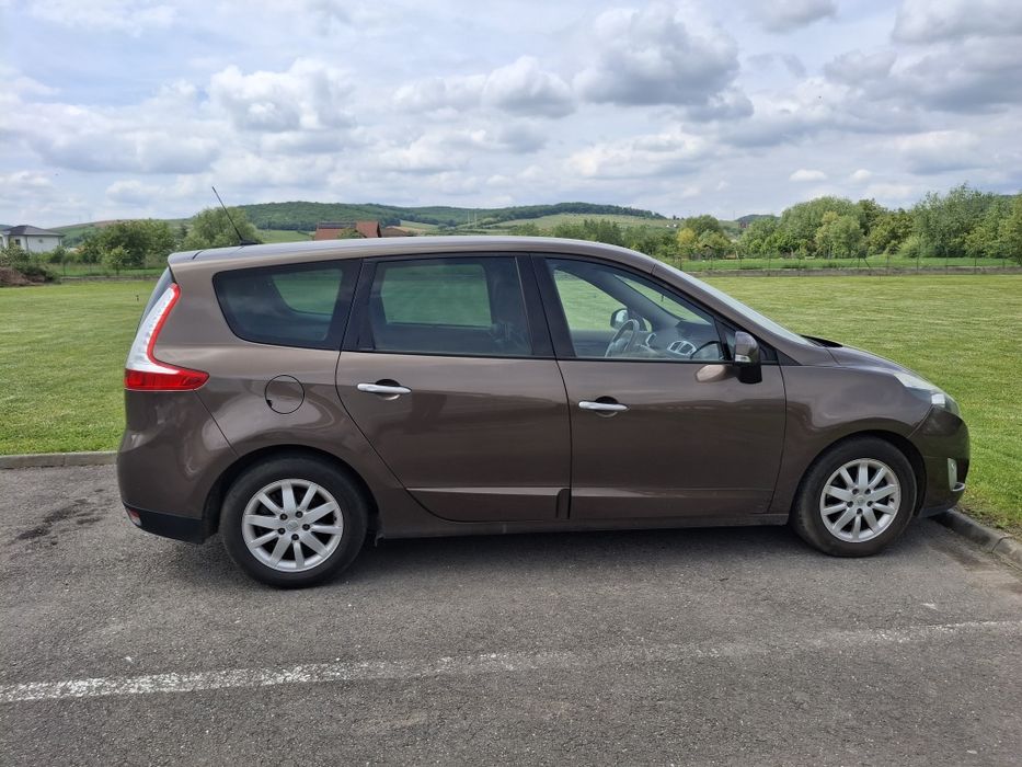 RENAULT Scenic 2010 — imagine 3