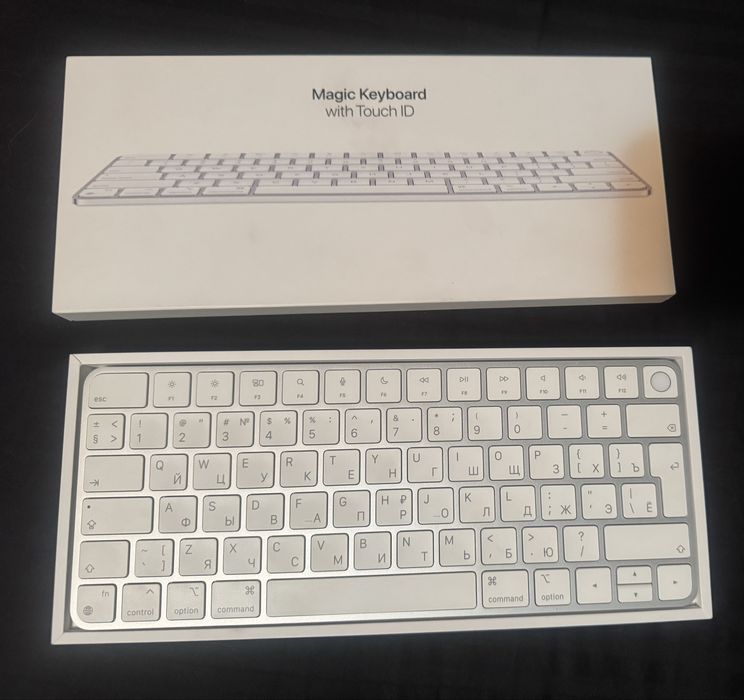 Клавиатура Apple